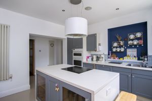 Photo 21- click for photo gallery